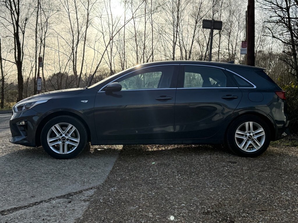 Used Kia Ceed 2020 for sale - 77667439: Photo 2