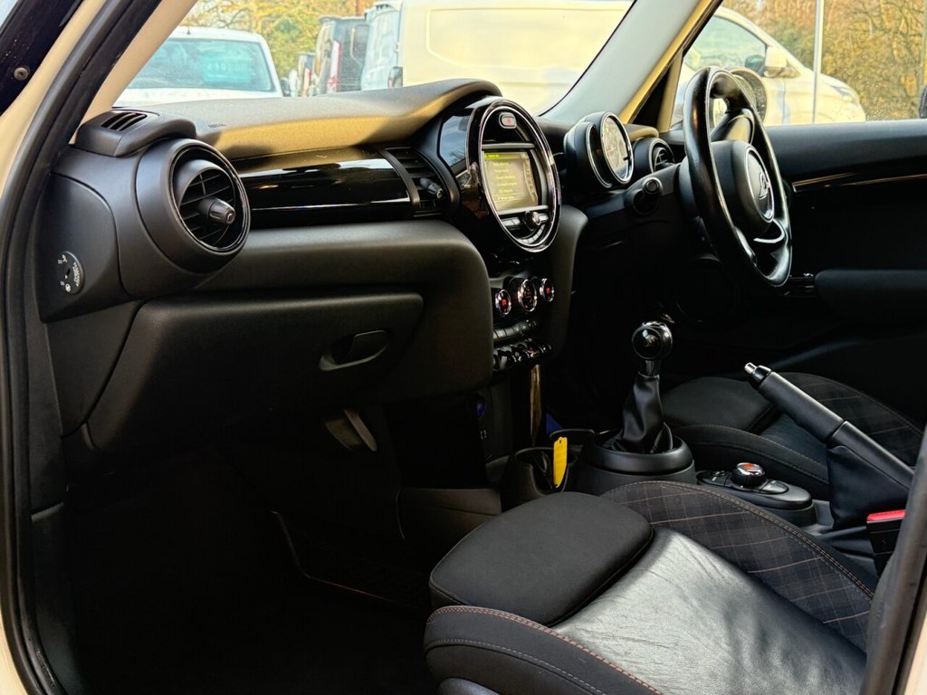 Used MINI Hatch 2017 for sale - 76900817: Photo 10