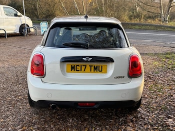 Used MINI Hatch 2017 for sale - 76900817: Photo