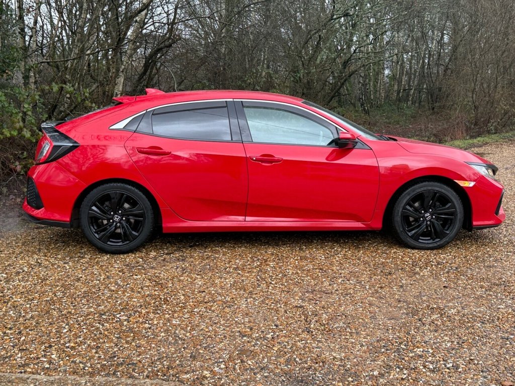 Used Honda Civic 2018 for sale - 77905096: Photo 6