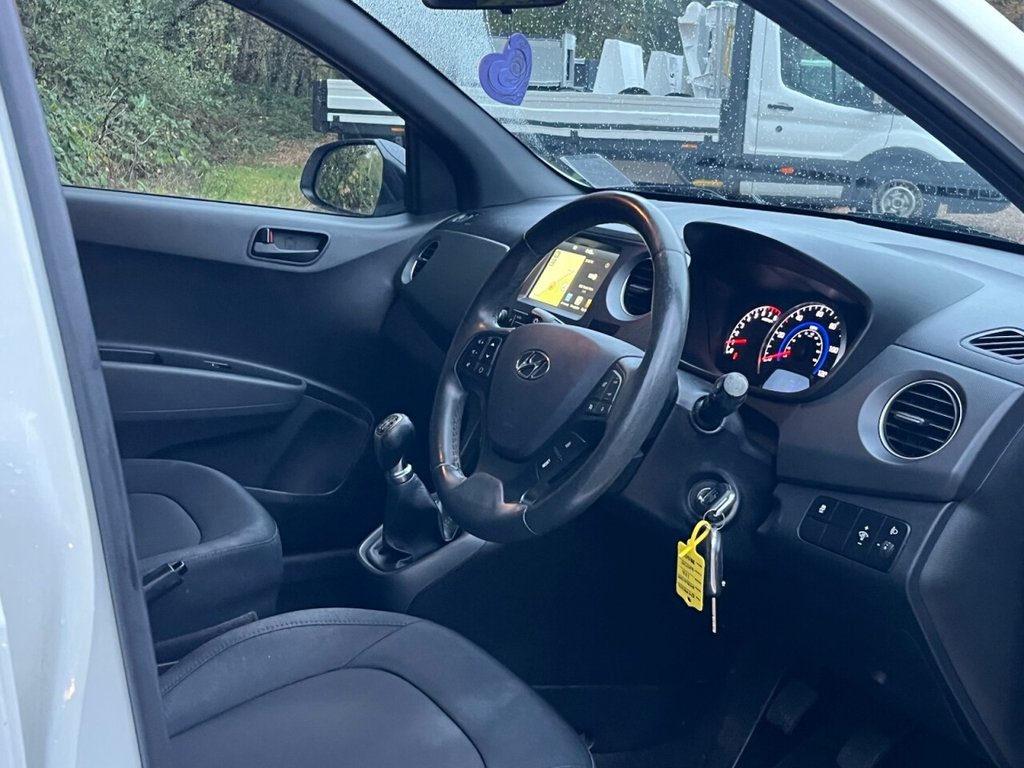 Used Hyundai i10 2019 for sale - 76510121: Photo 13