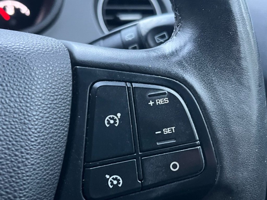 Used Hyundai i10 2019 for sale - 76510121: Photo 15