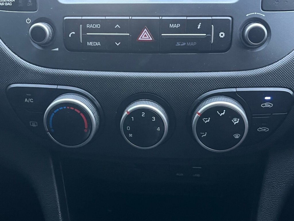 Used Hyundai i10 2019 for sale - 76510121: Photo 17