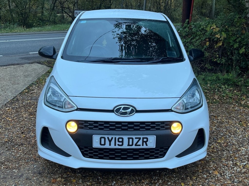 Used Hyundai i10 2019 for sale - 76510121: Photo 7