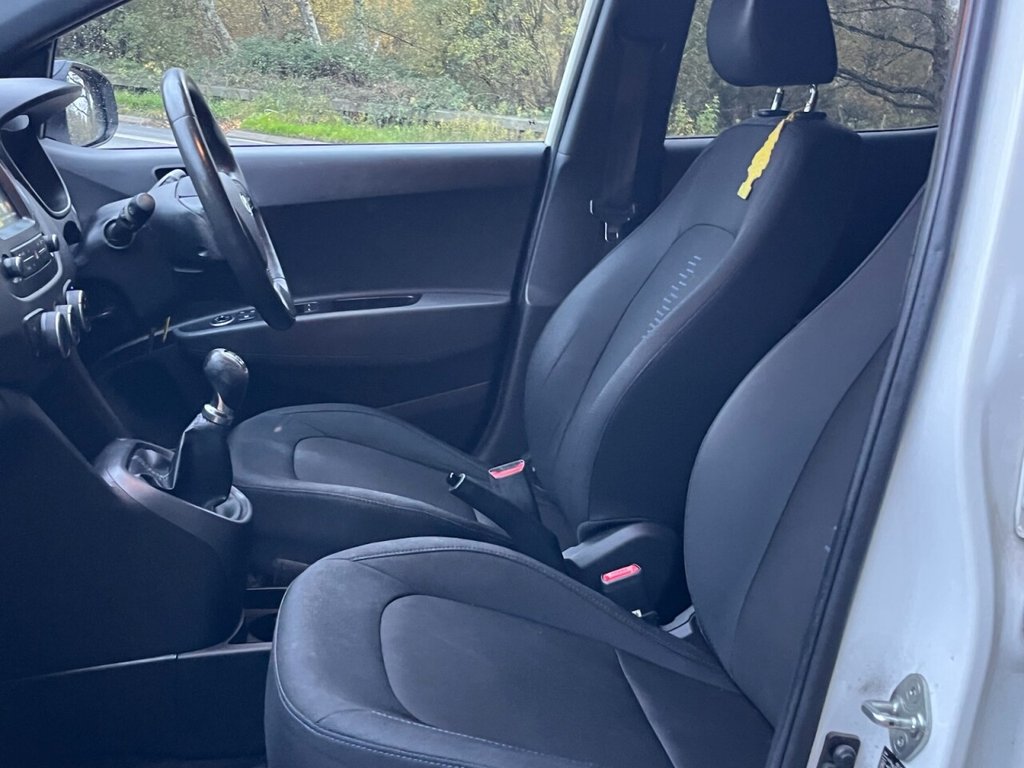 Used Hyundai i10 2019 for sale - 76510121: Photo 8