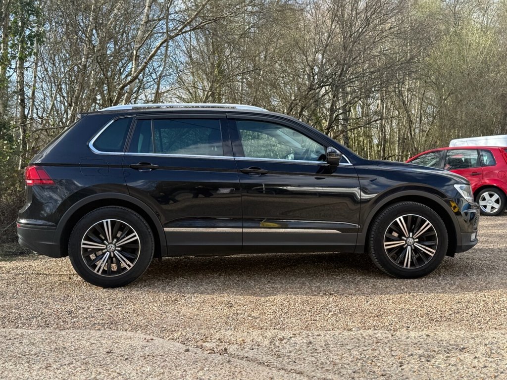 Used Volkswagen Tiguan 2017 for sale - 78069389: Photo 6