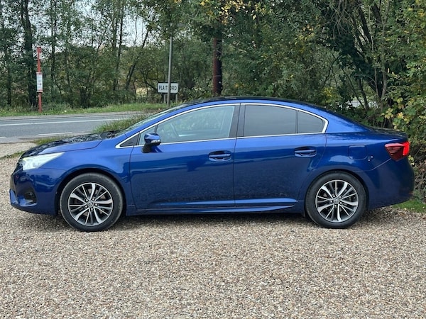 Used Toyota Avensis 2016 for sale - 76279873: Photo 3