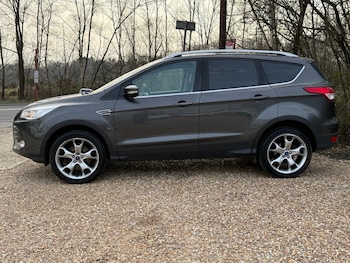 Used Ford Kuga 2015 for sale - 77748837: Photo
