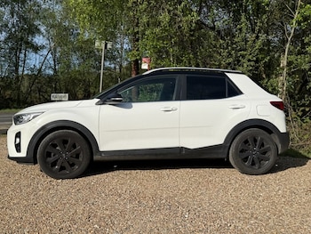 Used Kia Stonic 2018 for sale - 78372563: Photo