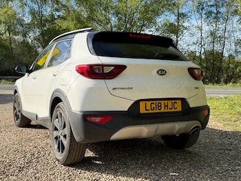 Used Kia Stonic 2018 for sale - 78372563: Photo