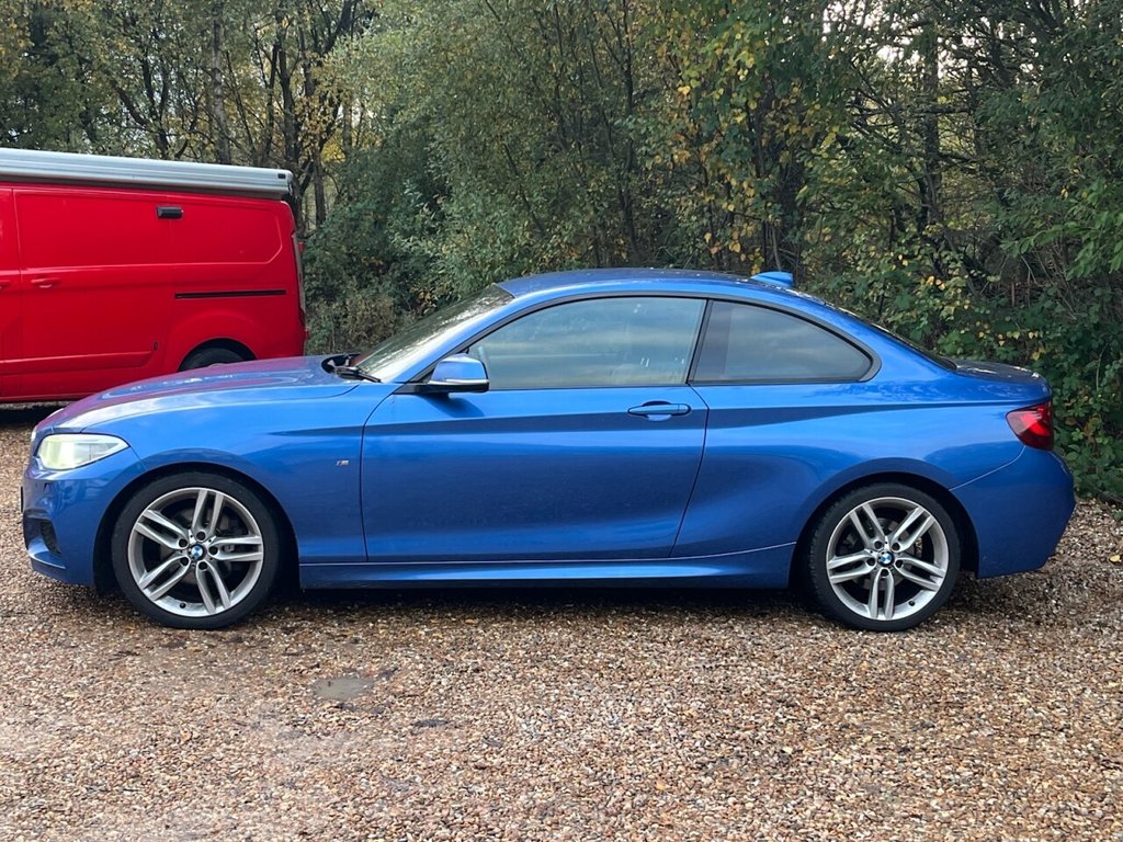Used BMW 2 Series 2014 for sale - 76482510: Photo 2