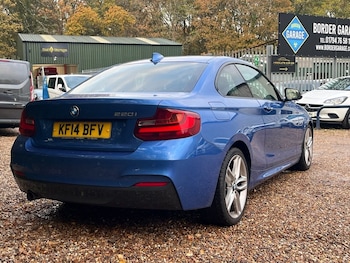 Used BMW 2 Series 2014 for sale - 76482510: Photo