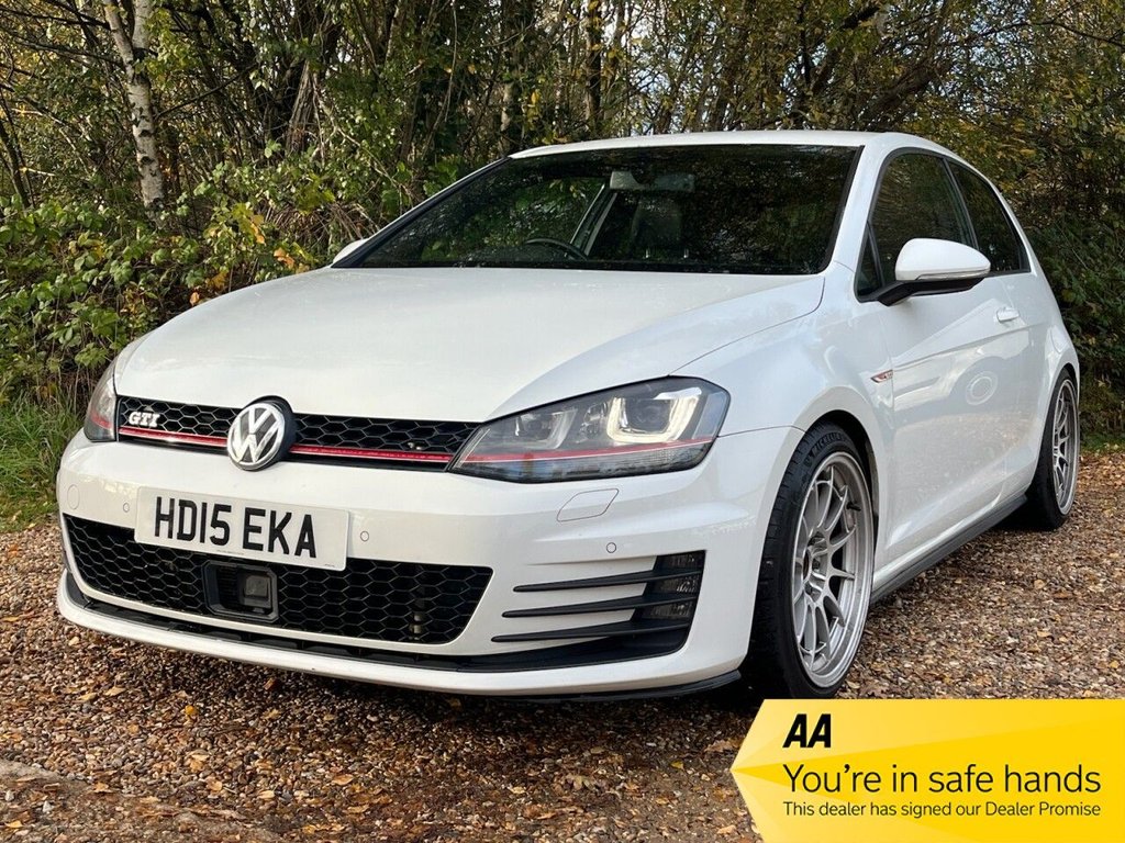 Used Volkswagen Golf 2015 for sale - 76559346: Photo 1