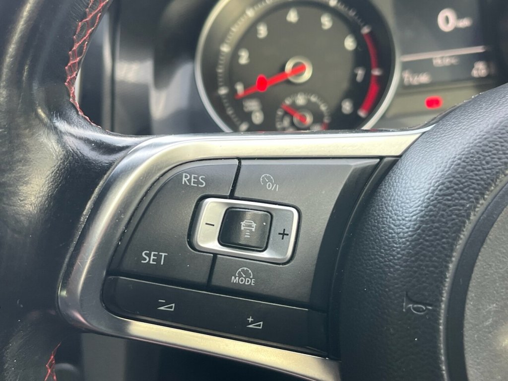 Used Volkswagen Golf 2015 for sale - 76559346: Photo 18