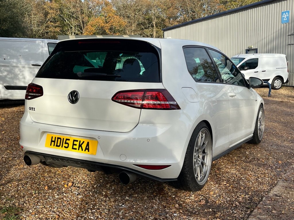 Used Volkswagen Golf 2015 for sale - 76559346: Photo 4