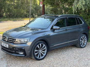 Used Volkswagen Tiguan 2017 for sale - 79108372: Photo