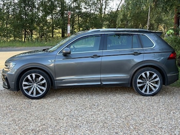 Used Volkswagen Tiguan 2017 for sale - 79108372: Photo