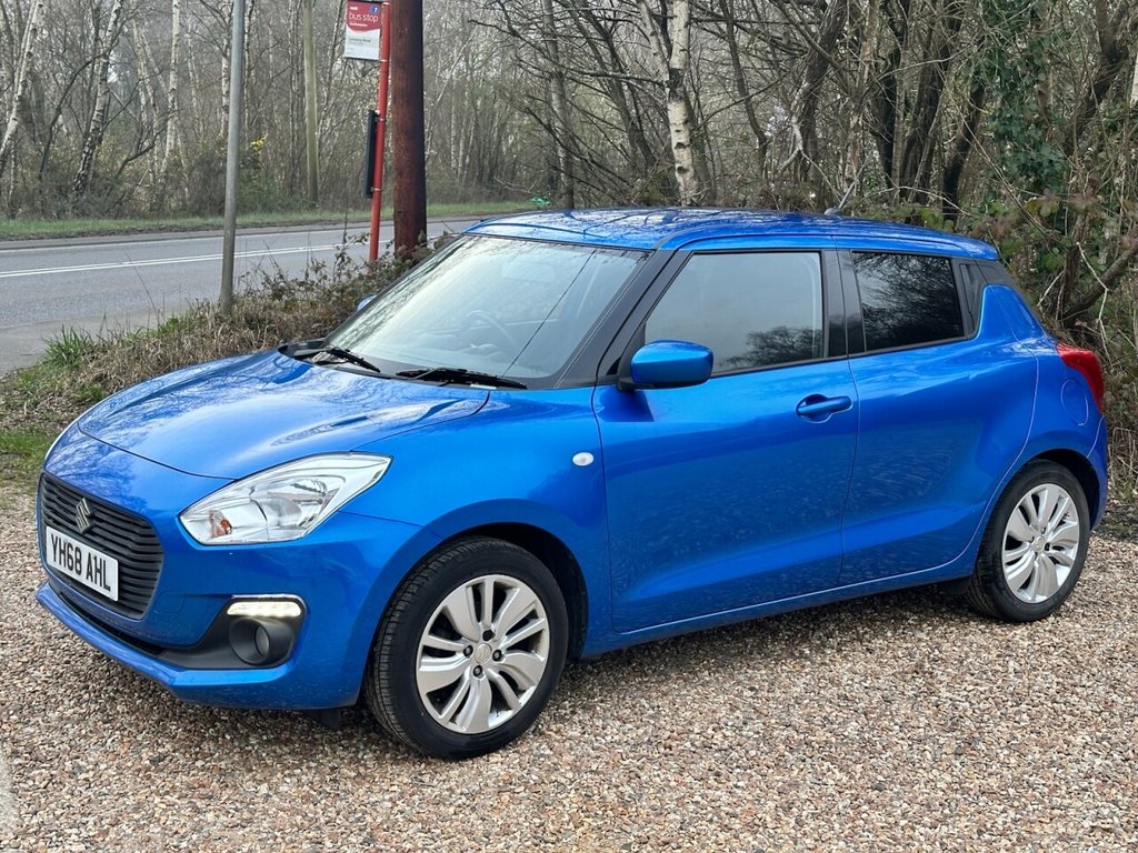 Used Suzuki Swift 2018 for sale - 77995278: Photo 2