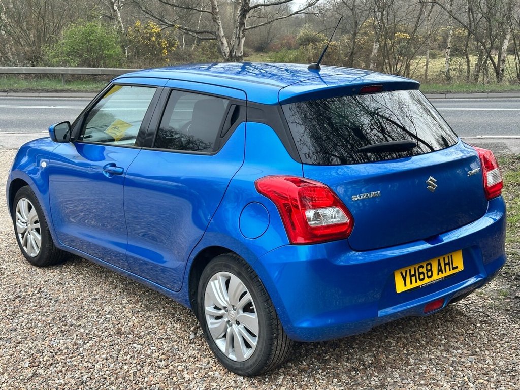 Used Suzuki Swift 2018 for sale - 77995278: Photo 4