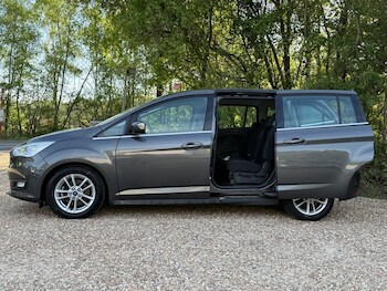 Used Ford Grand C-Max 2015 for sale - 78426014: Photo