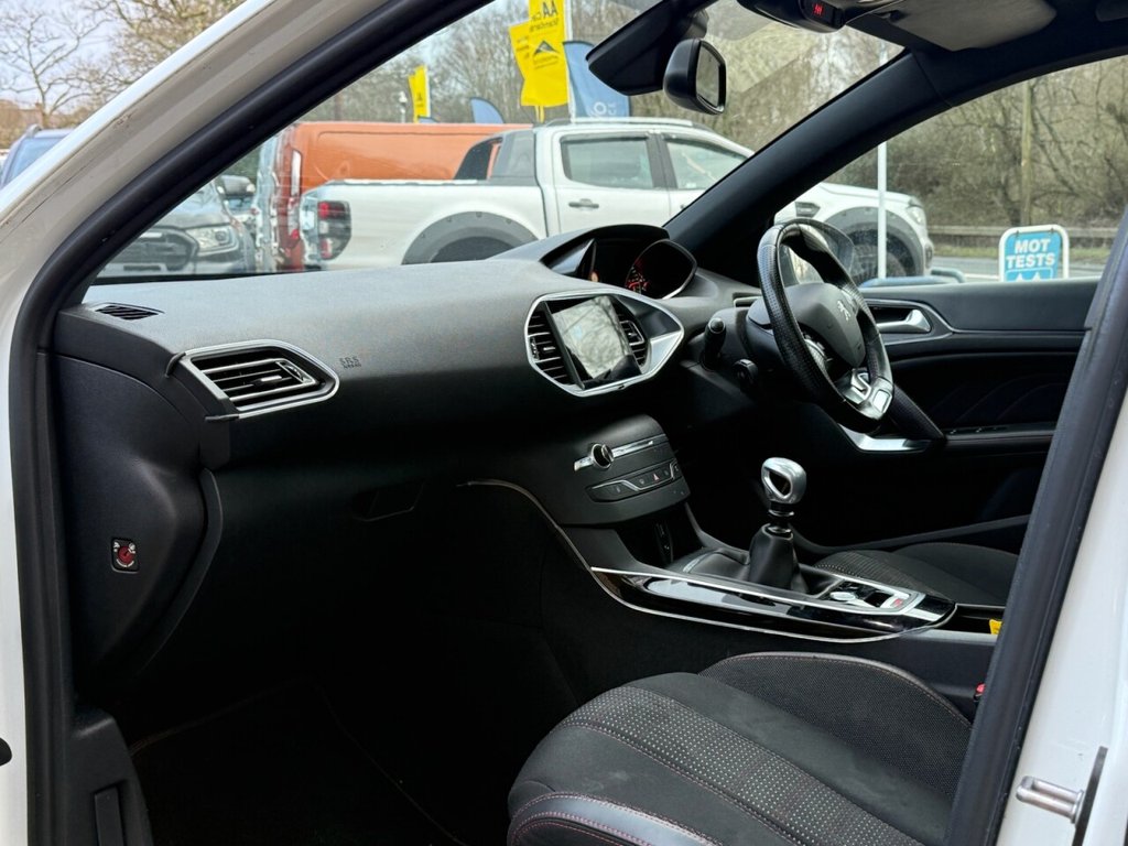 Used Peugeot 308 2016 for sale - 77572186: Photo 9