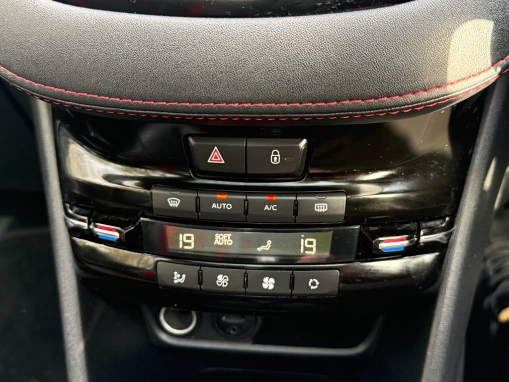 Used Peugeot 208 2016 for sale - 77384383: Photo 17