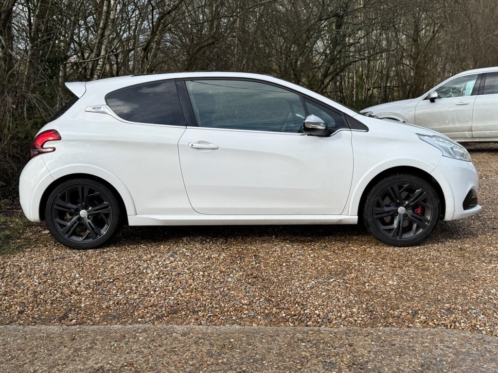 Used Peugeot 208 2016 for sale - 77384383: Photo 6