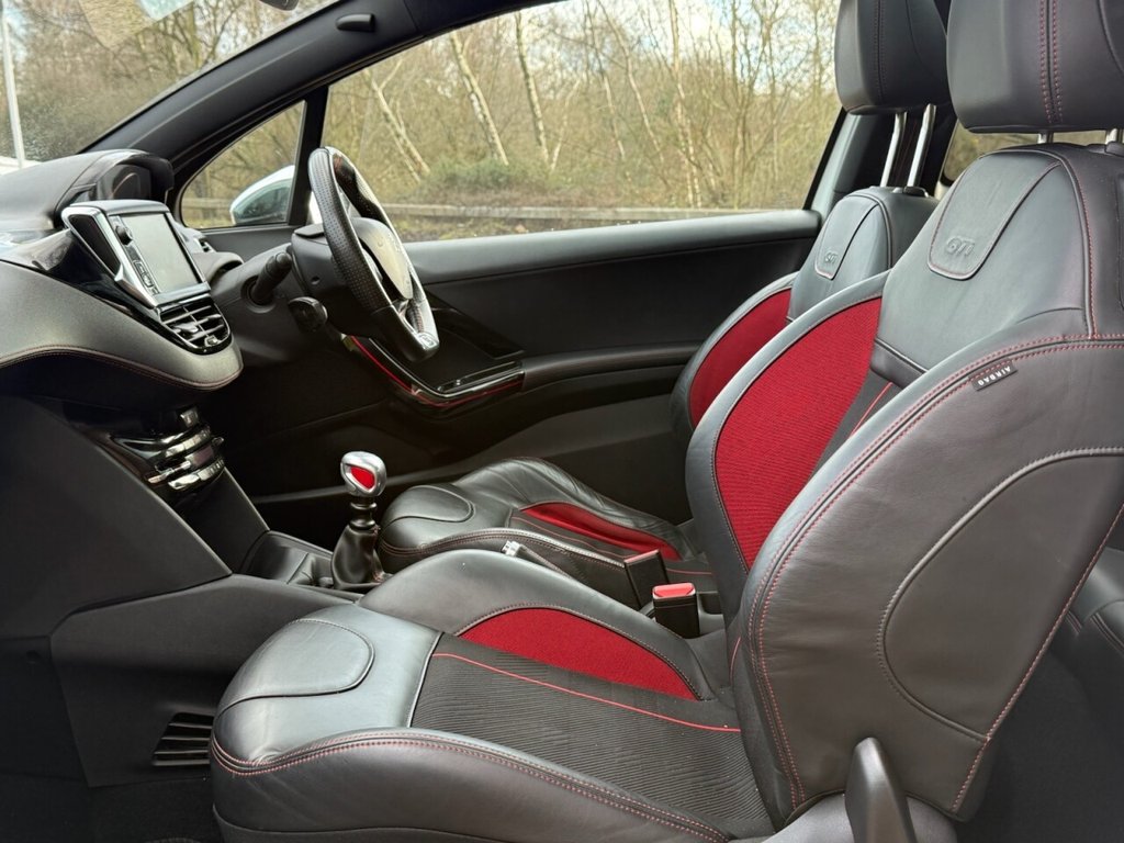 Used Peugeot 208 2016 for sale - 77384383: Photo 9