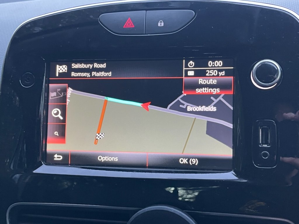 Used Renault Clio 2019 for sale - 76367765: Photo 13
