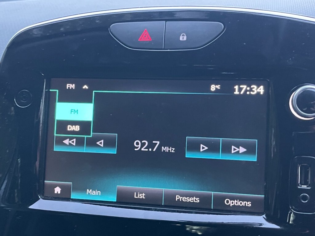 Used Renault Clio 2019 for sale - 76367765: Photo 15
