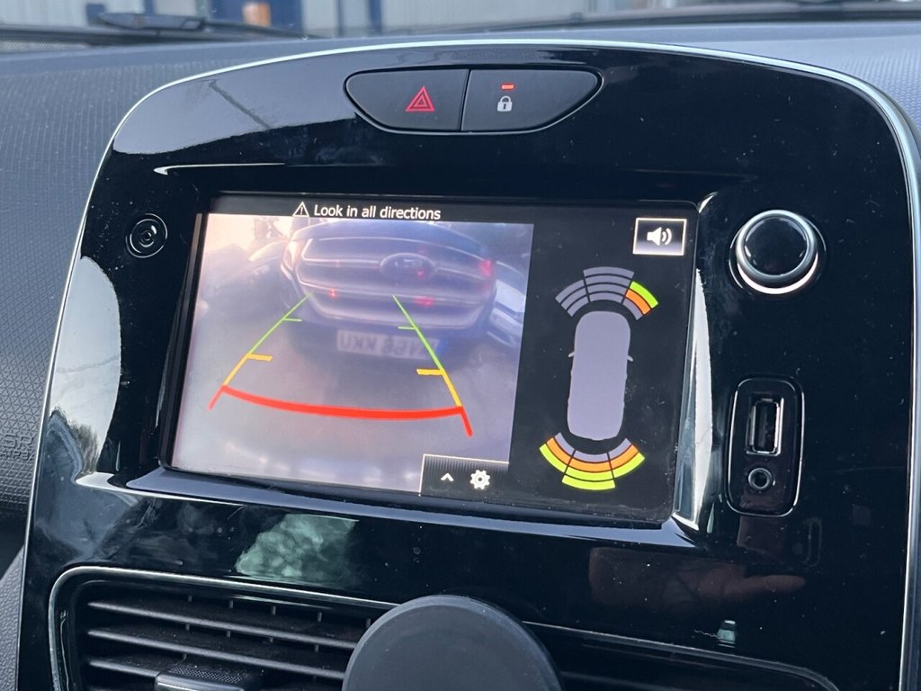 Used Renault Clio 2019 for sale - 76367765: Photo 18