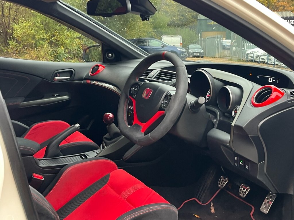 Used Honda Civic 2016 for sale - 76439141: Photo 17