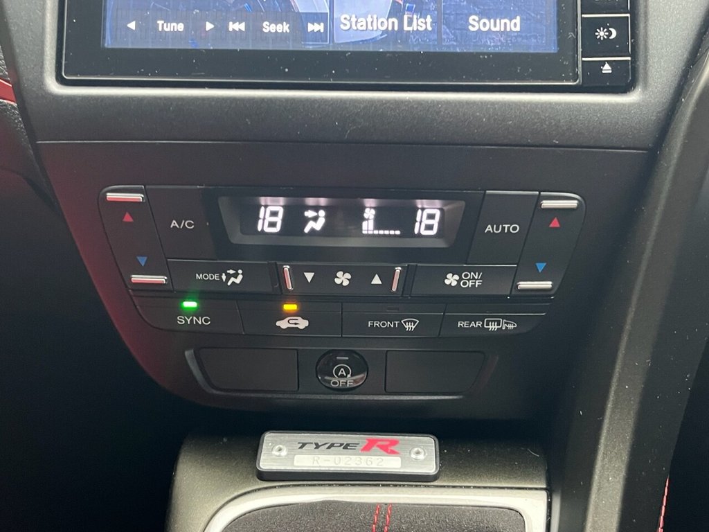 Used Honda Civic 2016 for sale - 76439141: Photo 26