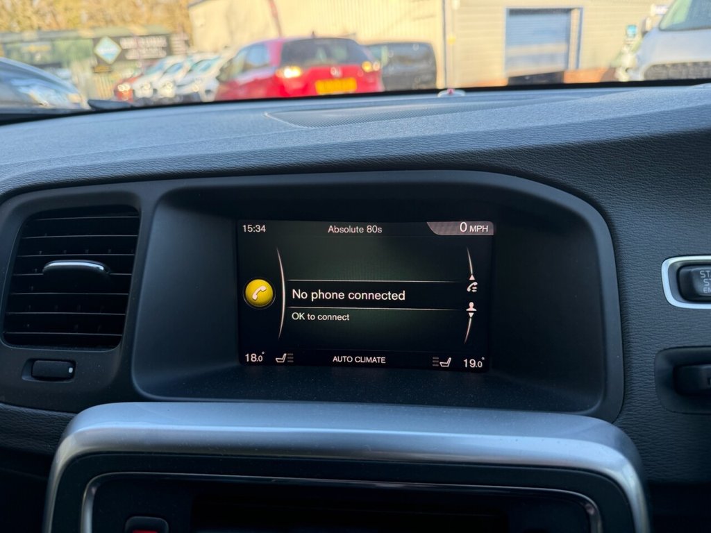 Used Volvo V60 2017 for sale - 77655057: Photo 17