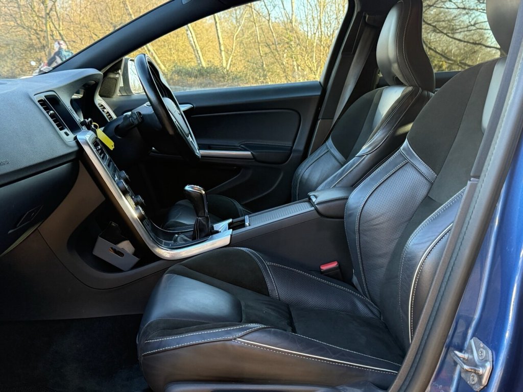 Used Volvo V60 2017 for sale - 77655057: Photo 9