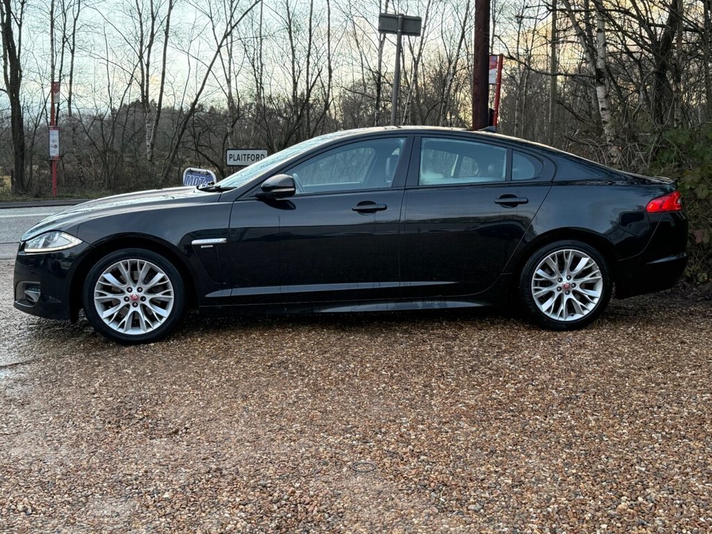 Used Jaguar XF 2014 for sale - 77464070: Photo 2