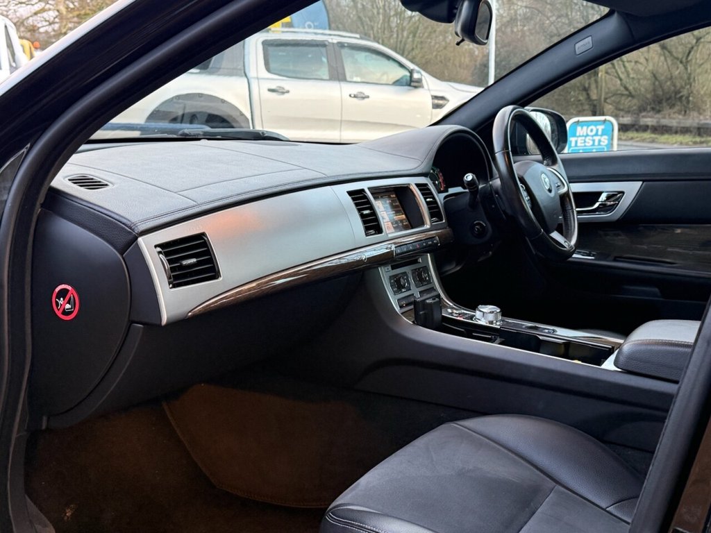 Used Jaguar XF 2014 for sale - 77464070: Photo 9