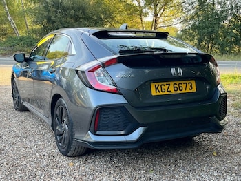 Used Honda Civic 2018 for sale - 75648177: Photo