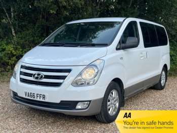 2017 (66) - 2.5 CRDi SE MPV 5dr Diesel Manual Euro 6 (136 ps)