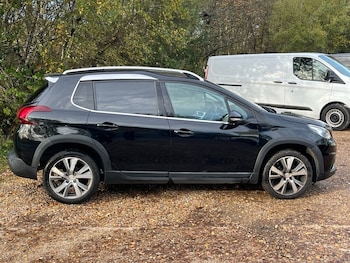 Used Peugeot 2008 2018 for sale - 76559317: Photo