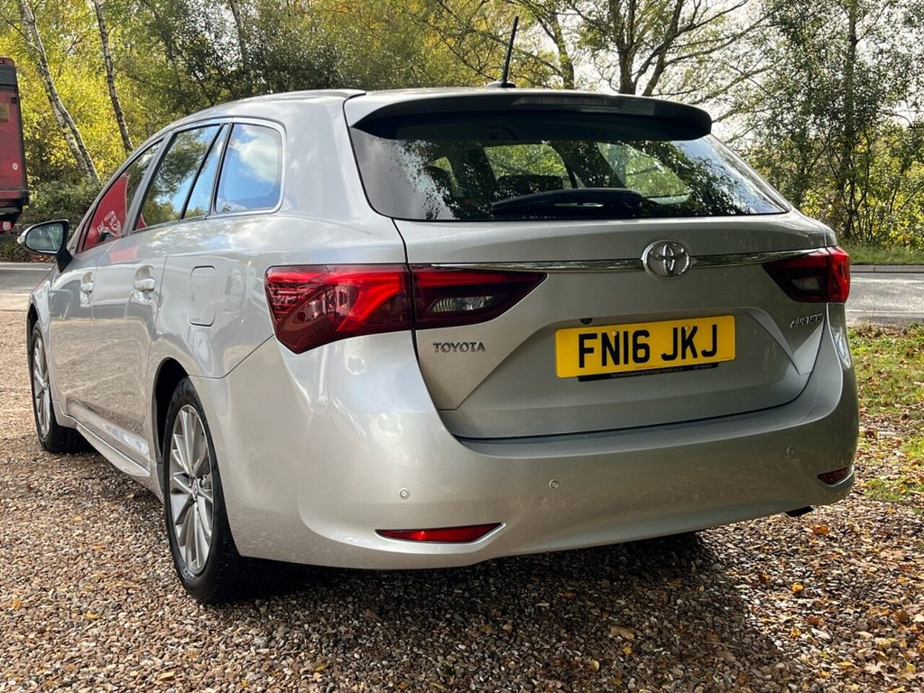 Used Toyota Avensis 2016 for sale - 76386375: Photo 4