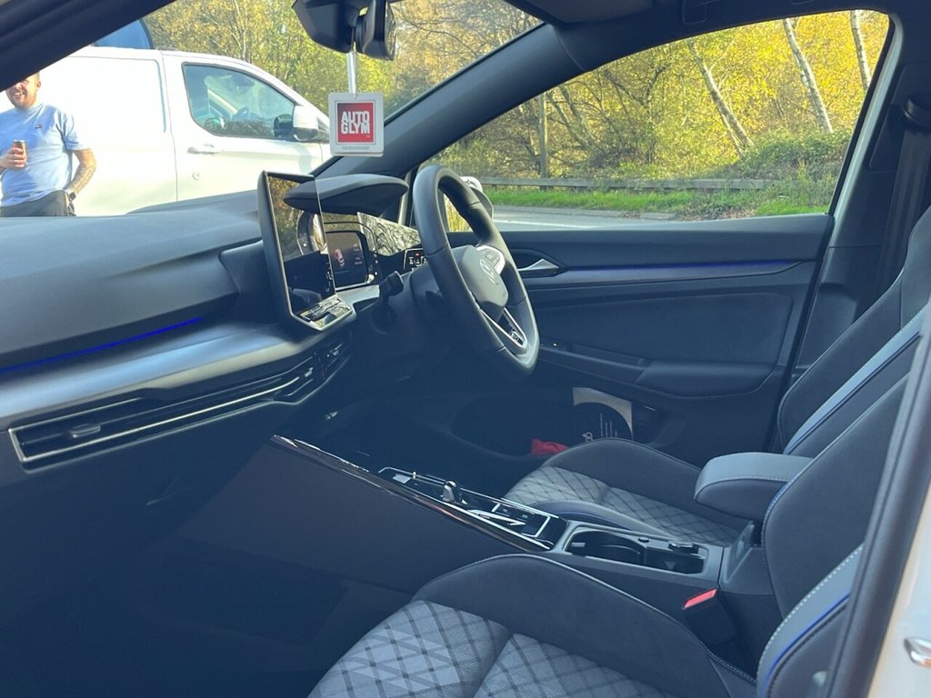 Used Volkswagen Golf 2025 for sale - 76570330: Photo 10