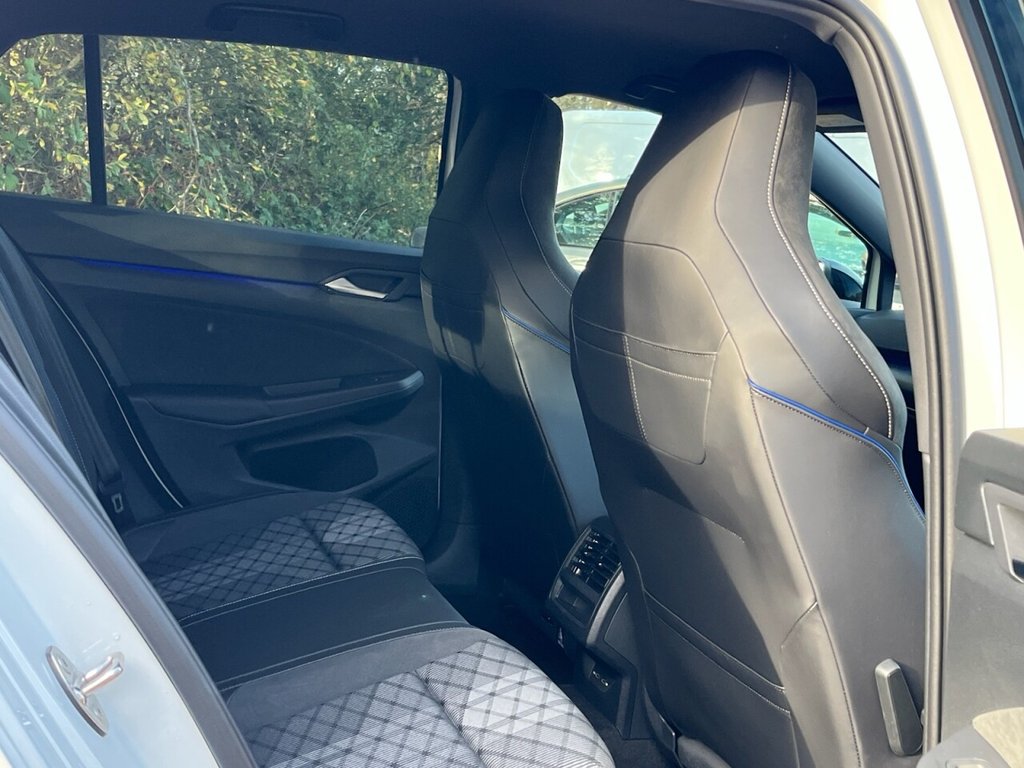 Used Volkswagen Golf 2025 for sale - 76570330: Photo 12