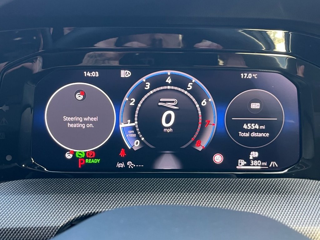 Used Volkswagen Golf 2025 for sale - 76570330: Photo 18