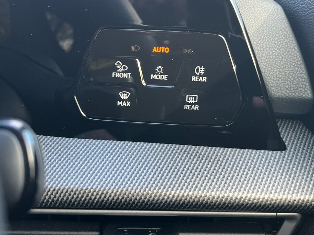 Used Volkswagen Golf 2025 for sale - 76570330: Photo 19