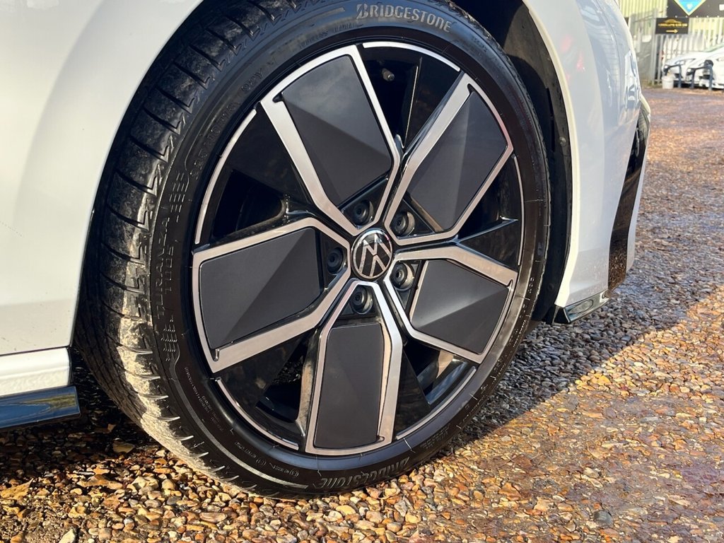 Used Volkswagen Golf 2025 for sale - 76570330: Photo 33