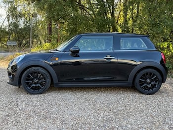 Used MINI Hatch 2017 for sale - 79671140: Photo