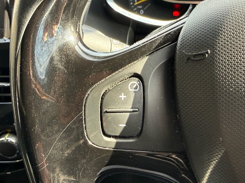 Used Renault Clio 2014 for sale - 77720384: Photo 18