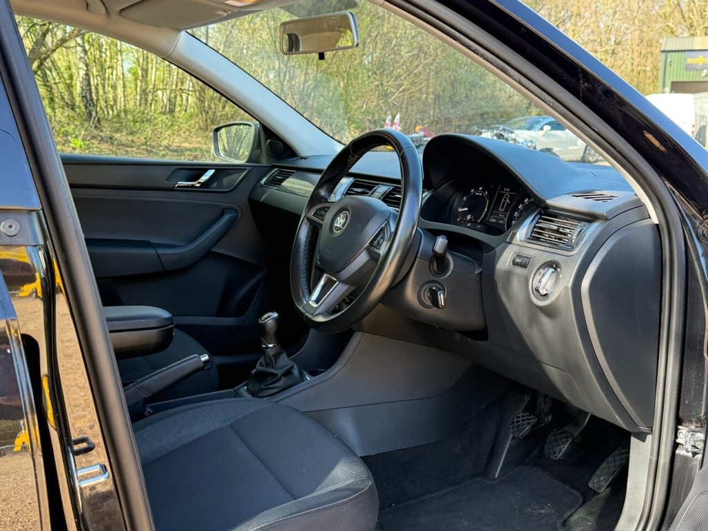 Used Skoda Rapid Spaceback 2014 for sale - 78145224: Photo 14