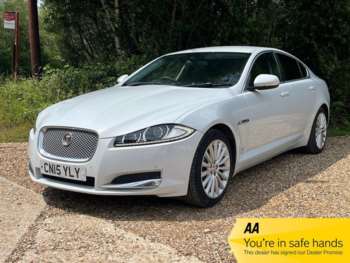 2015 (15) - 2.2d Luxury Saloon 4dr Diesel Auto Euro 5 (s/s) (200 ps)